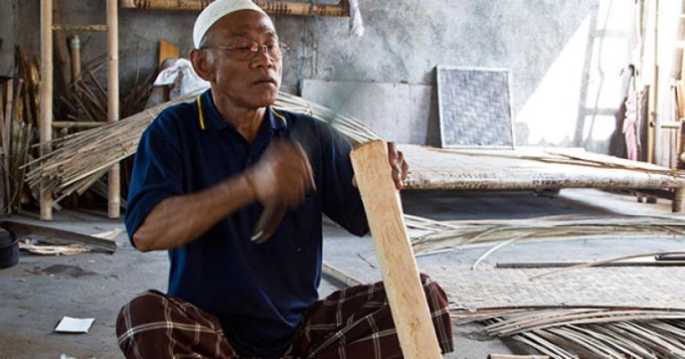 Ian Segebarth Artisan, Indonesia