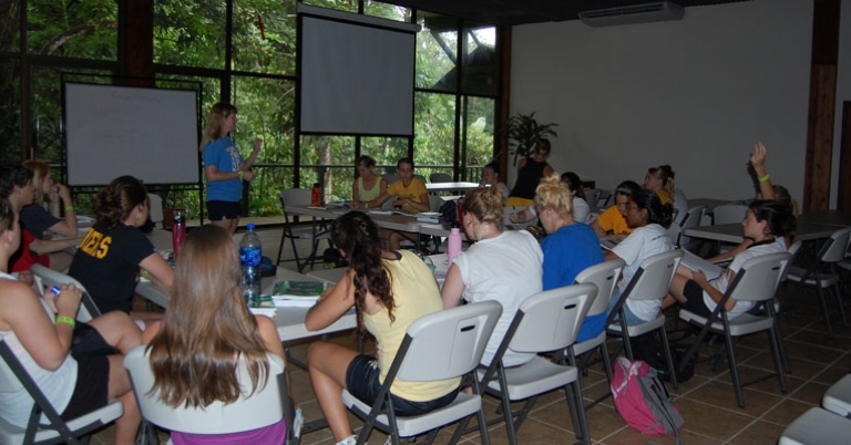 Selva Verde classroom activity 