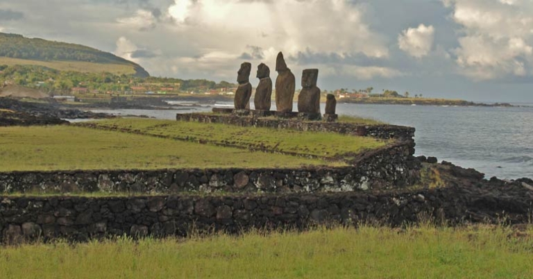 Ahu Tahai, Easter Island
