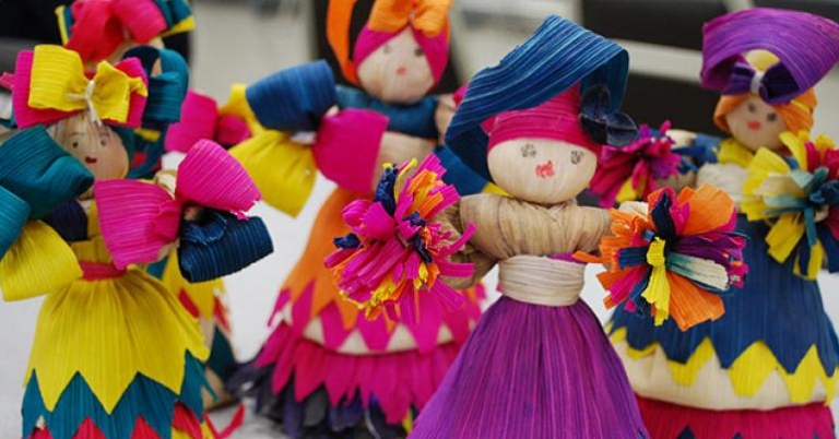 Chorti Corn Husk Dolls