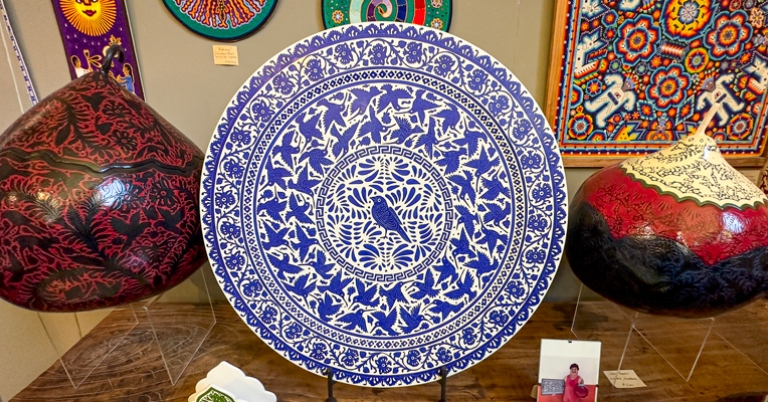 Lacquered Gourds and Tray at Galería Atotonilco of Mexican folk art
