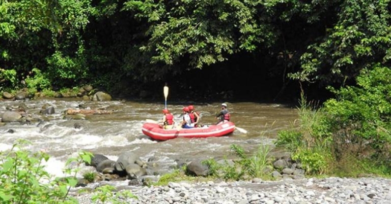 Rafting on Rio Sarapiqui