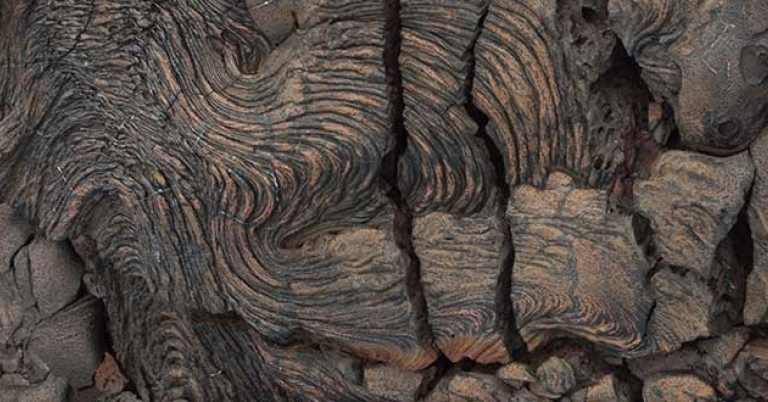 Pahoehoe lava flow