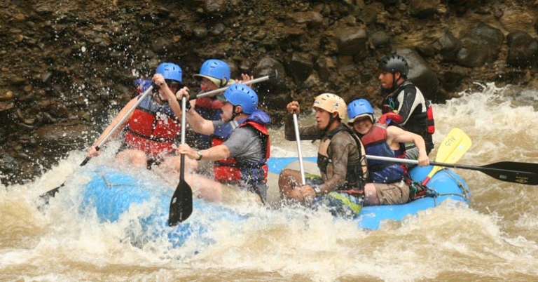Whitewater rafting on the Río Sarapiquí
