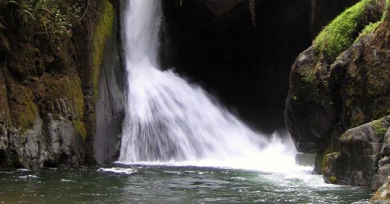 Rio Savegre  near San Gerardo de Dota