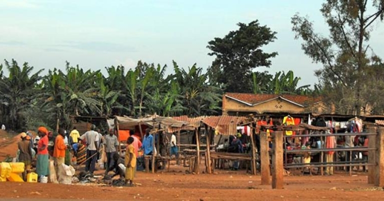 Road between Nyamata and Kigali