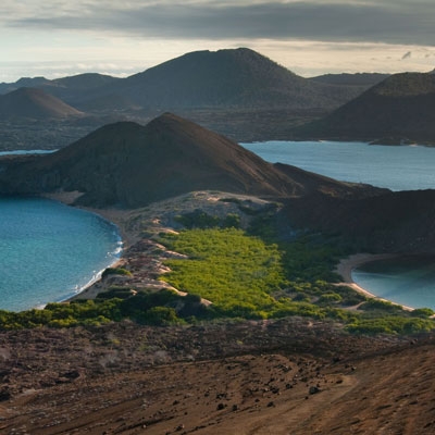 The view of Pinnacle Rock from Bartolomé Island