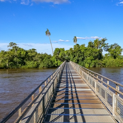 Footbridge to Devil's Throat